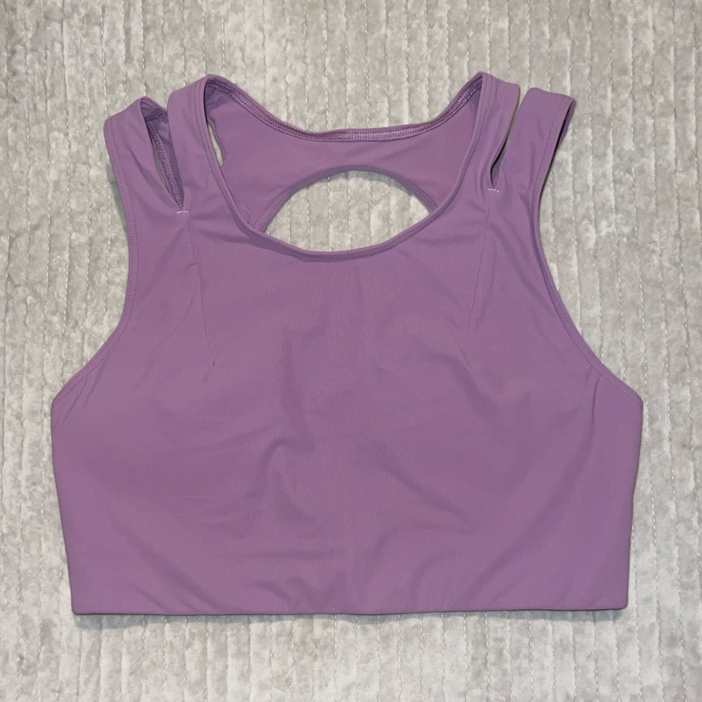Lululemon Athletica Lavender Sports Bra Heavy Support size 8B/C